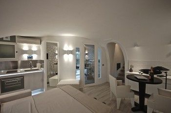 House & The City - Navona Apartments
