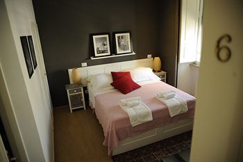 Hotel Pigneto Luxury Rooms