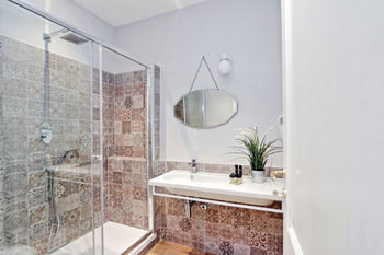 Monti Apartments - My Extra Home