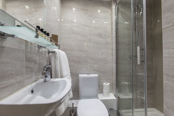 Shepherd's Bush Boutique Hotel