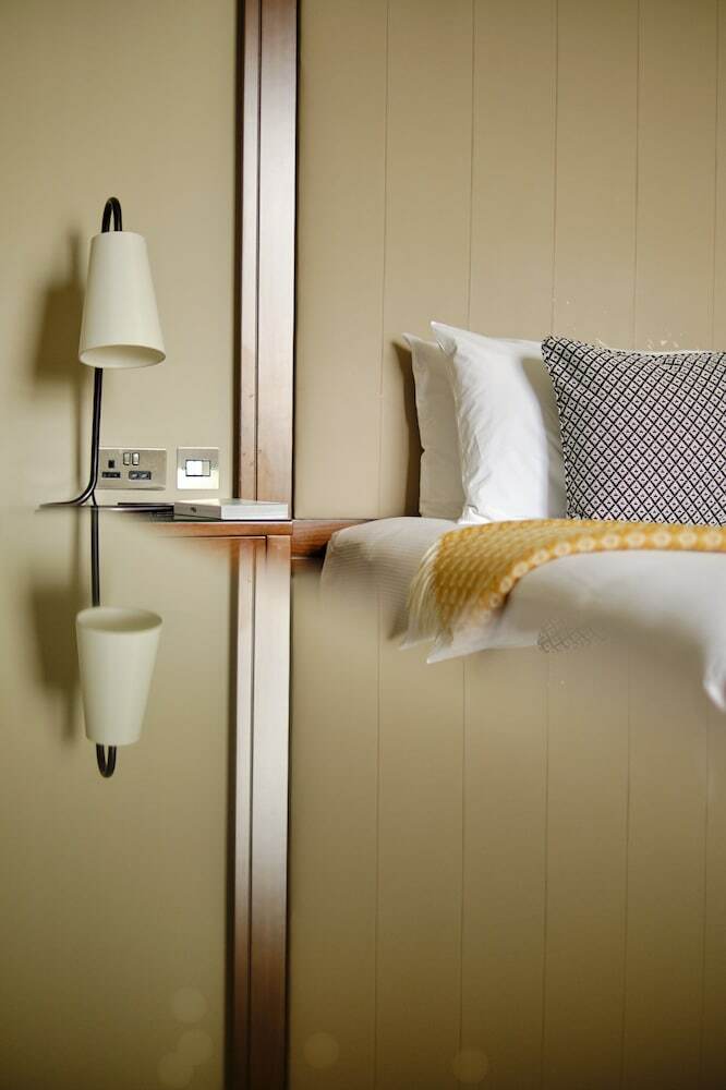 Amba Hotel Charing Cross