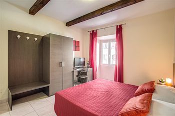 Hotel Mosaic
