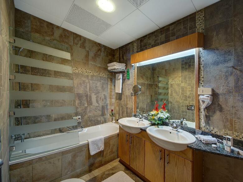Al Khoory Hotel Apartments