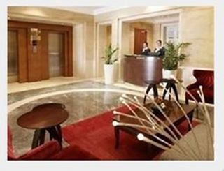 Richmond Green Hotel
