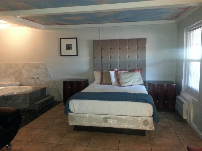Hotel Sterling Gardens