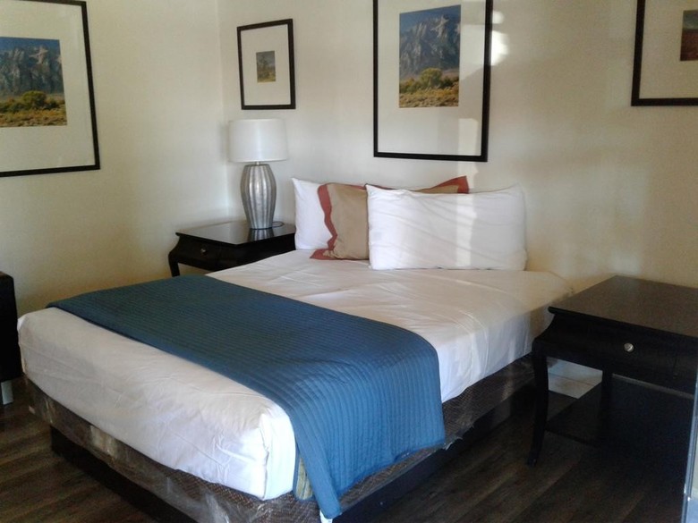 Hotel Sterling Gardens