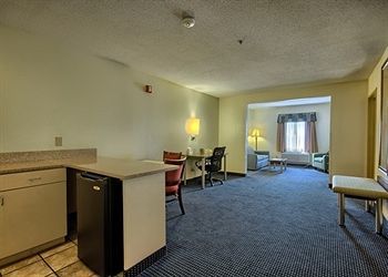 Hotel Comfort Suites