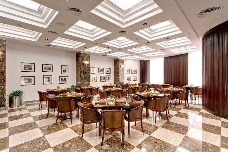 Hotel Renaissance Moscow