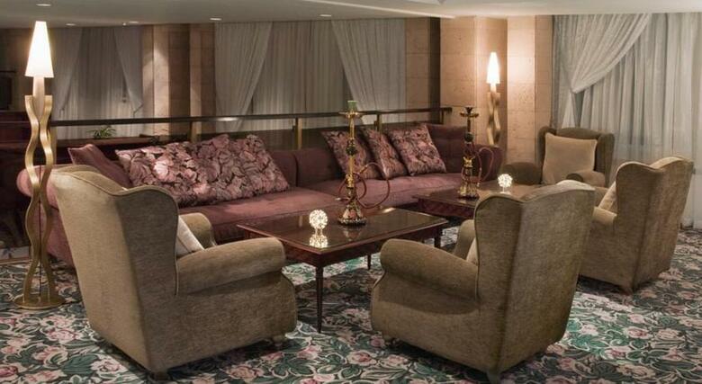 Hotel Aerostar