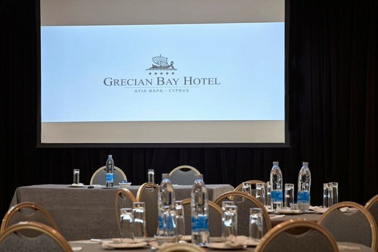 Hotel Grecian Bay
