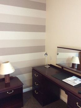 King Robert Hotel