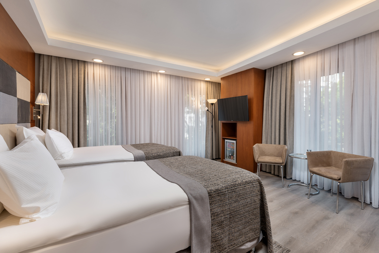 Limak Ambassadore - Duplicate Hotel 88651