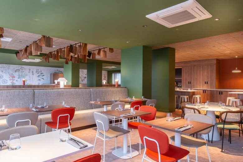 Hotel The Originals City H�tel Alt�ora Site Du Futuroscope