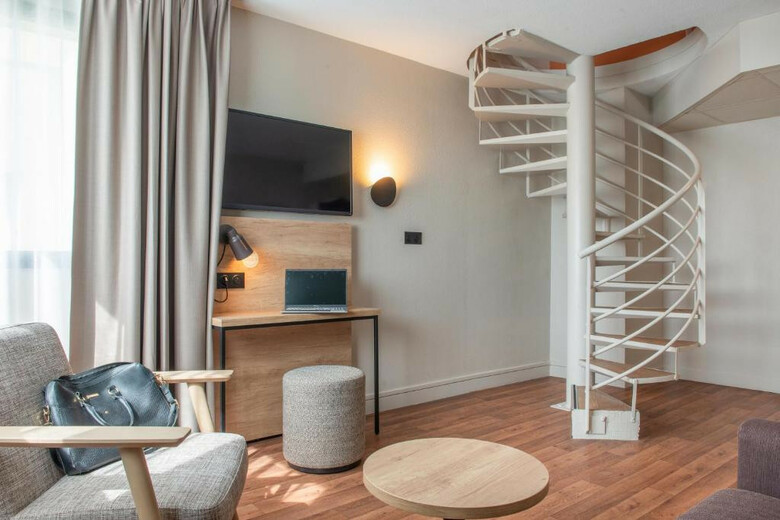 Hotel The Originals City H�tel Alt�ora Site Du Futuroscope