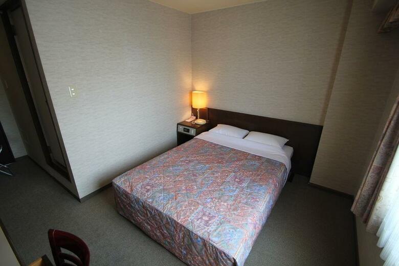 Apa Hotel Aomorieki-kenchodori