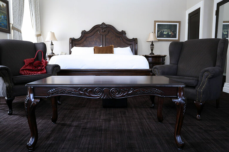 Clarendon Hotel