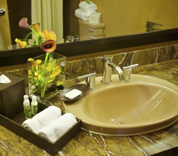 Hotel Carefree Resort & Conference Center
