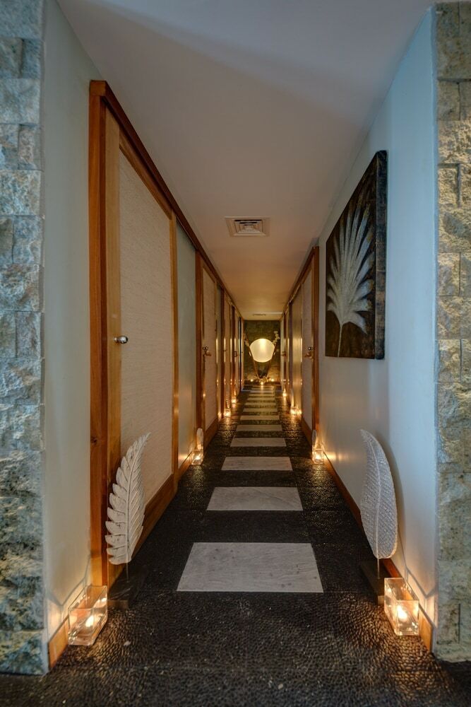 Royal Ascot Hotel