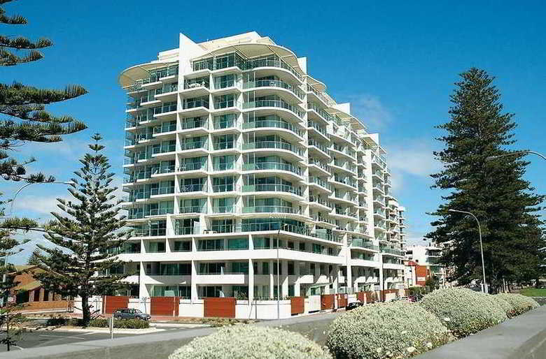 Hotel Oaks Liberty Towers