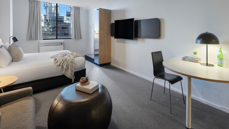 Hotel Mantra On Murray