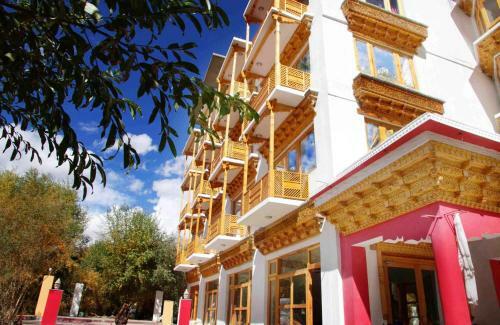 Hotel Grand Himalaya