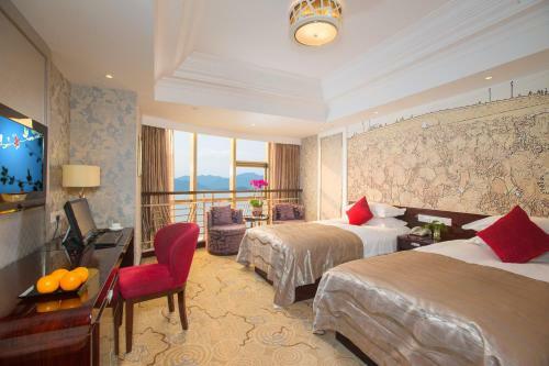 Huachen International Hotel