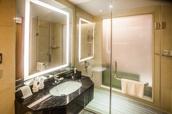Hotel Holiday Inn Resort Yalong Bay