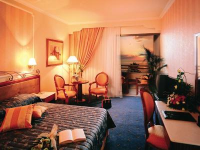Hotel Alexander The Great Beach