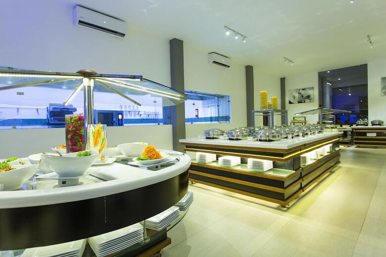 Hotel Aliya Resort & Spa
