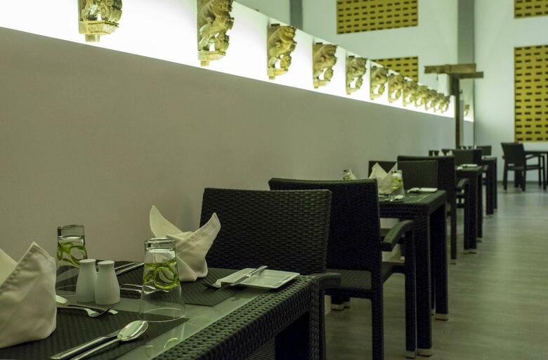 Hotel Aliya Resort & Spa