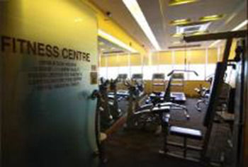 Hotel New World Suites