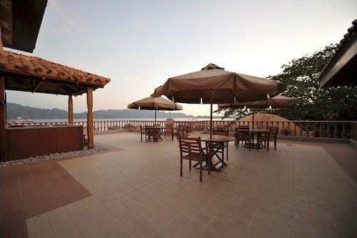 Corto Del Mar Hotel