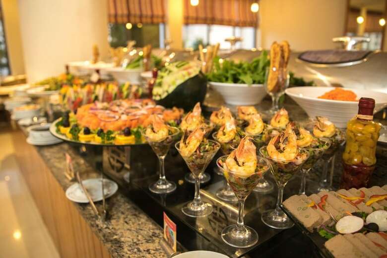 Muscat Holiday Hotel