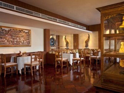 Hotel Banthai Beach Resort And Spa