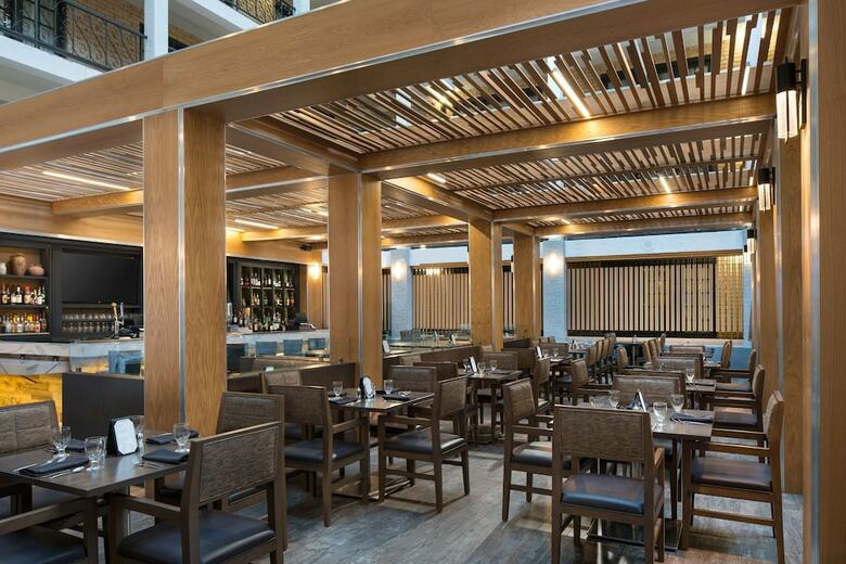 Hotel Embassy Suites Austin - Central