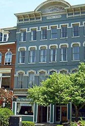 Hotel Charles Inn