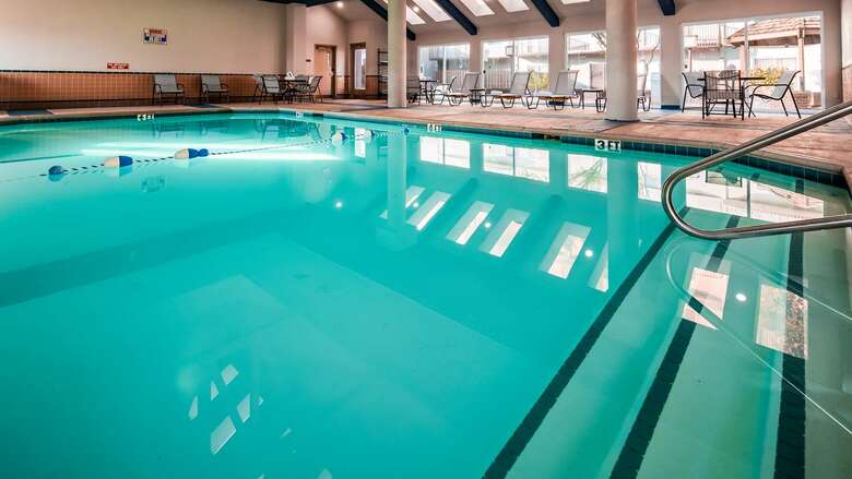 Hotel Clarion Kci Airport