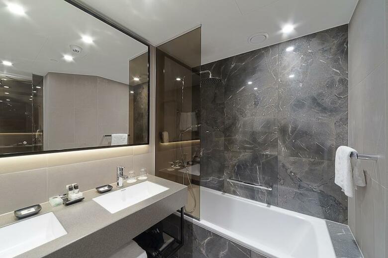 Hotel Holiday Inn Helsinki