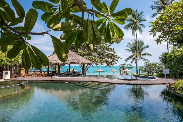 Hotel Outrigger Koh Samui Beach Resort