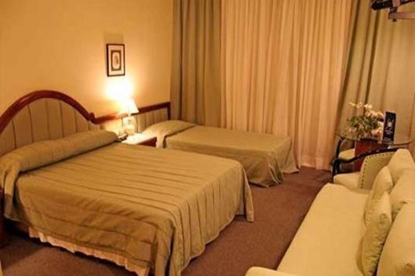Hotel Plaza Apolo
