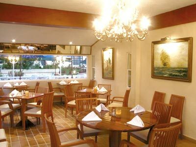 Villablanca Garden Beach Hotel