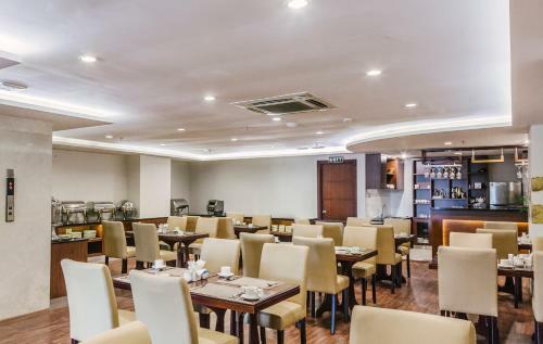 Asian Ruby Park View Hotel