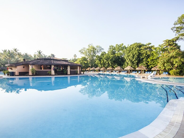 Hotel Barcel� Montelimar