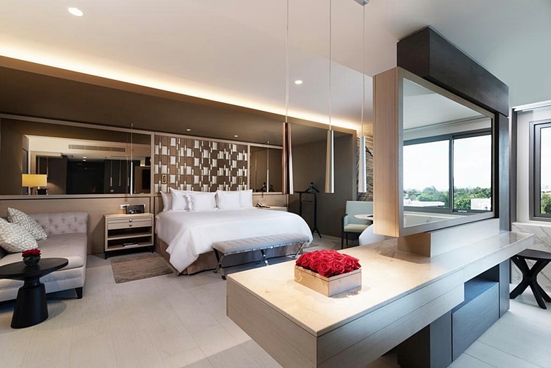 El Embajador, A Royal Hideaway Hotel