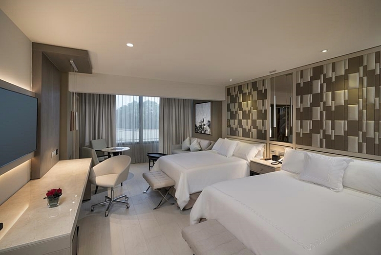 El Embajador, A Royal Hideaway Hotel