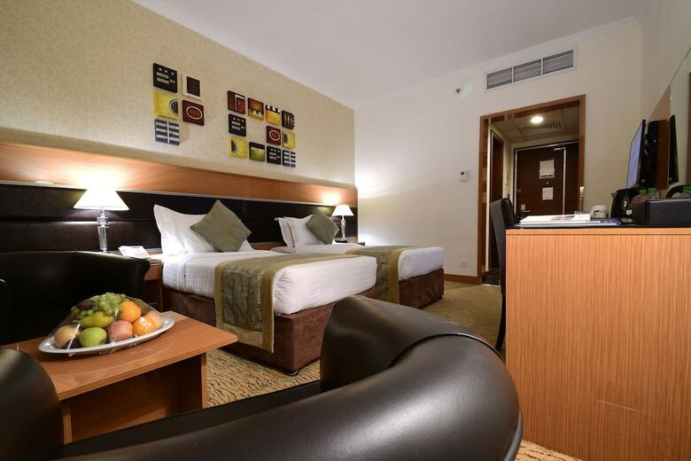 Hotel Al Ansar Golden Tulip