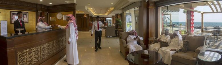 Hotel Al Borg Al Watheer