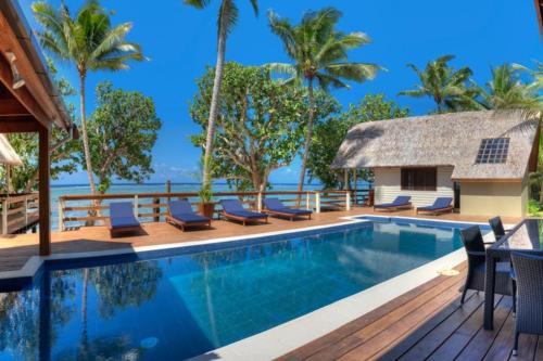 Coral Cove Beach Villas