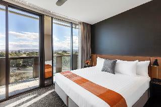 Vibe Hotel Canberra Airport