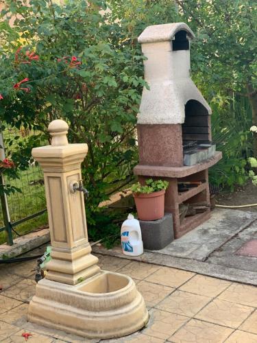 Hostal Lilia Guest House